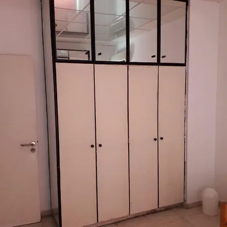 Madara Rumente Pensjonat Limassol